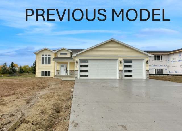Property at 332 7th Ave SW, Surrey, ND 58785, 4 beds, 3 baths