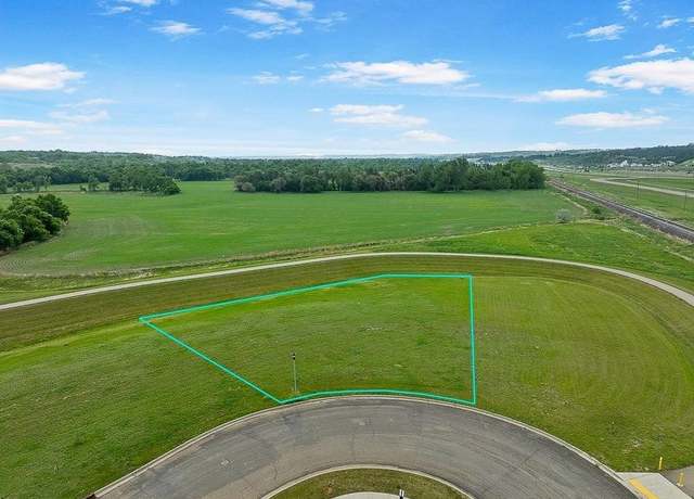 Property at 349 Riverwood Dr, Burlington, ND 58722