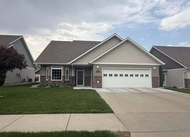 Property at 906 Sycamore Ave Ave SE, Minot, ND 58701, 2 beds, 2 baths