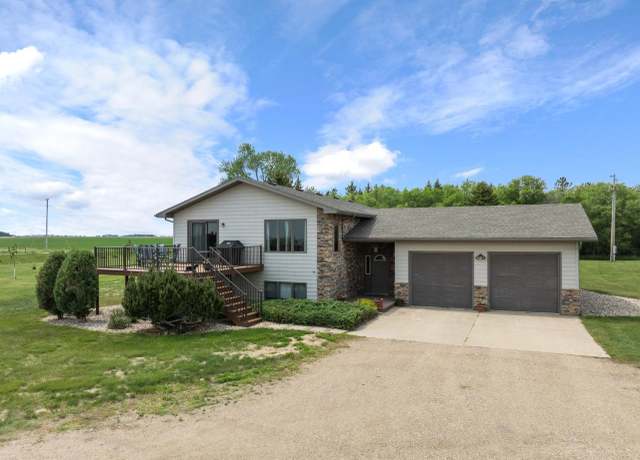 Property at 1845 72nd St NW, Glenburn, ND 58740, 4 beds, 4 baths