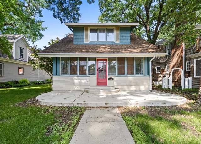 Property at 208 7th St SE St SE, Minot, ND 58701, 2 beds, 1 bath