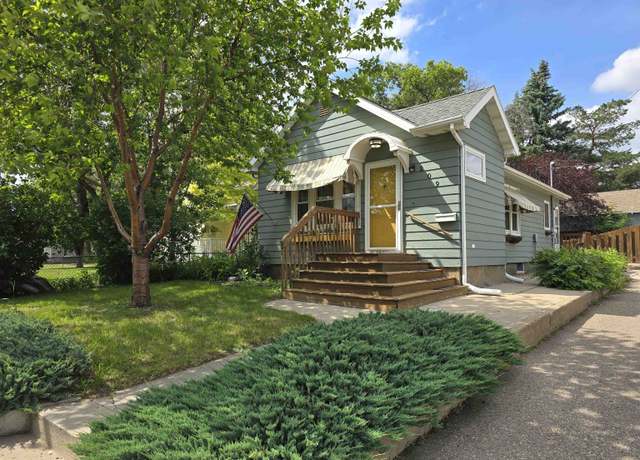 Property at 209 University Ave E, Minot, ND 58703, 2 beds, 2 baths