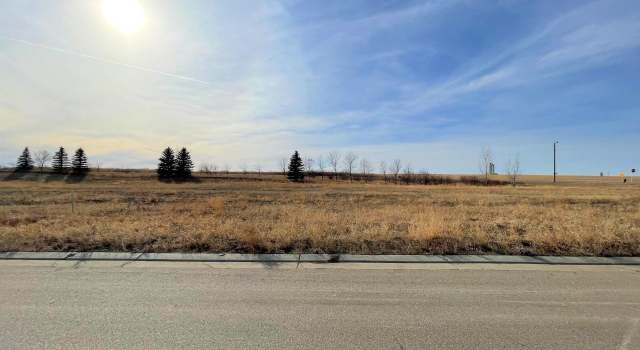 Photo of 404 7th Ave SW, Surrey, ND 58785