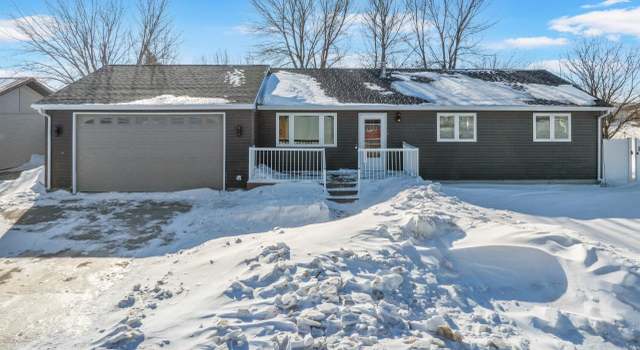 Photo of 1221 33rd Ave SW, Minot, ND 58701