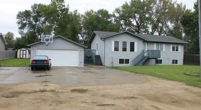 Photo of 112 Ward St, Des Lacs, ND 58733