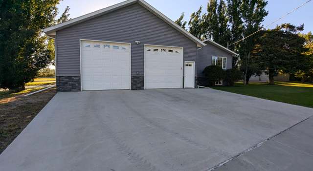 Photo of 401 NW 3rd Ave, Mohall, ND 58761