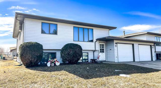 Photo of 425 28th Ave SW Unit D, Minot, ND 58701