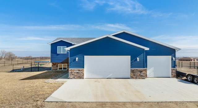 Photo of 3817 Grayson Dr, Burlington, ND 58722