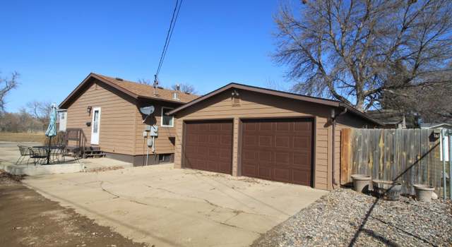 Photo of 1616 1st Ave SE, Minot, ND 58701