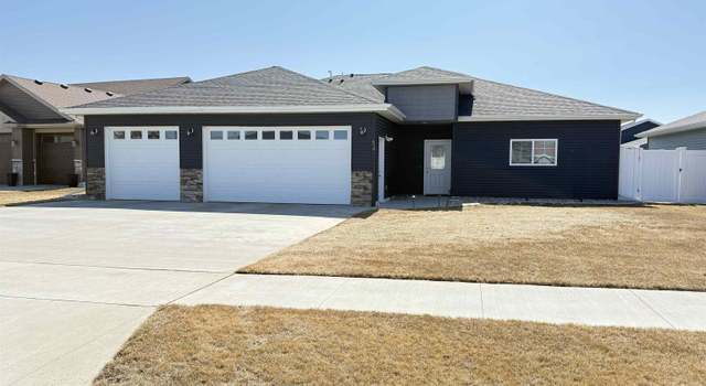 Photo of 54 Mulberry Loop NE, Minot, ND 58703