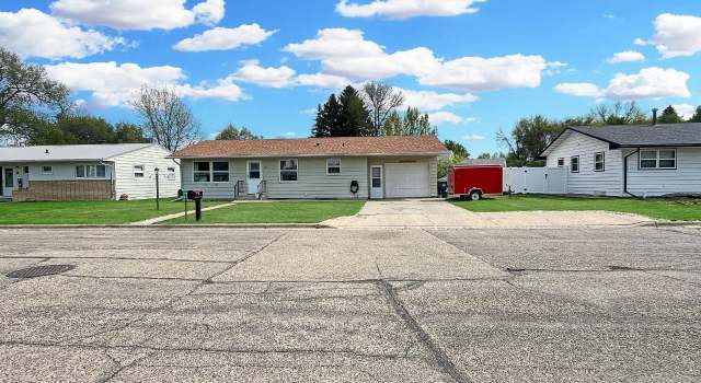 Photo of 413 Riverside Dr, Velva, ND 58790