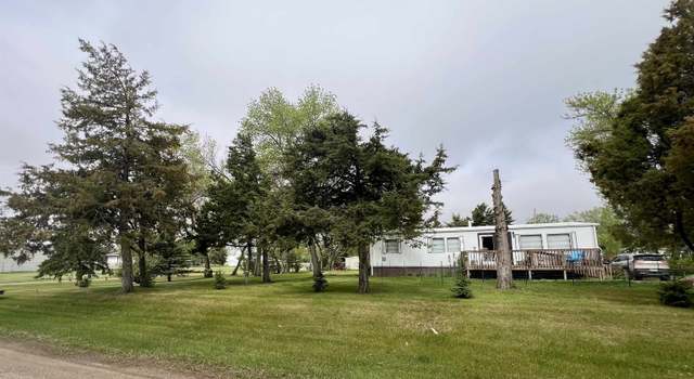 Photo of 306 Main St S, Des Lacs, ND 58733