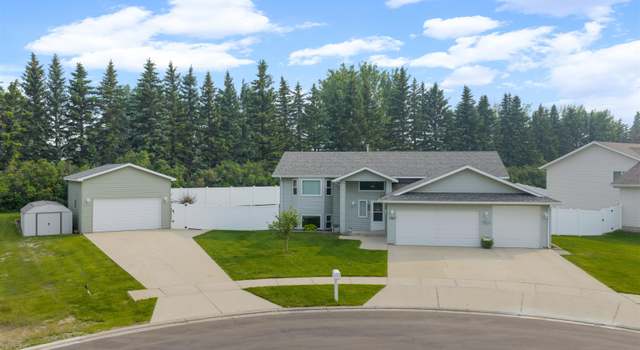 Photo of 1705 SW Evergreen Ave, Minot, ND 58701