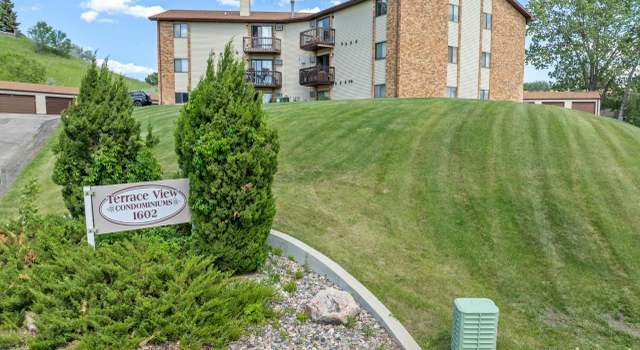 Photo of 1602 Terrace Dr #202, Minot, ND 58703