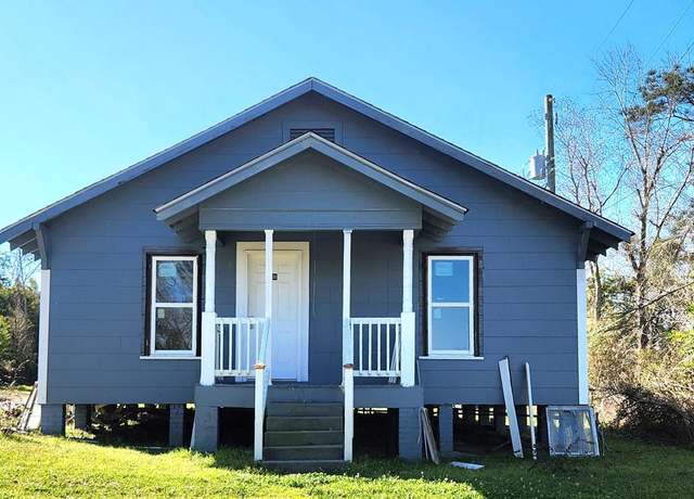 Property at 109-113 W Mcclendon St, Poplarville, MS 39470, 5 beds, 4 baths