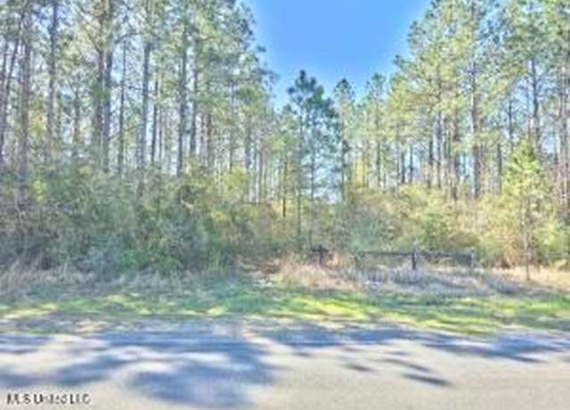 Property at 0 16th Section Rd, Pass Christian, MS 39571