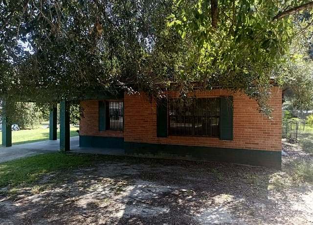 Property at 205 Rosa St, Picayune, MS 39466, 3 beds, 1 bath