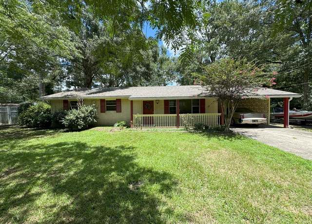 Property at 1510 S Grady Ave, Picayune, MS 39466, 4 beds, 2 baths