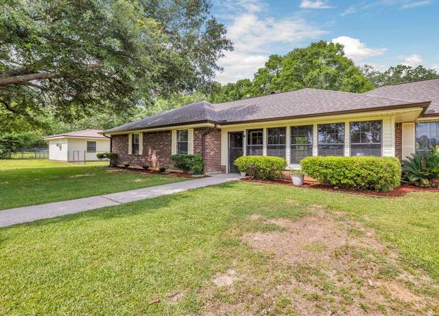 Property at 25570 Leetown Rd, Picayune, MS 39466, 4 beds, 2 baths