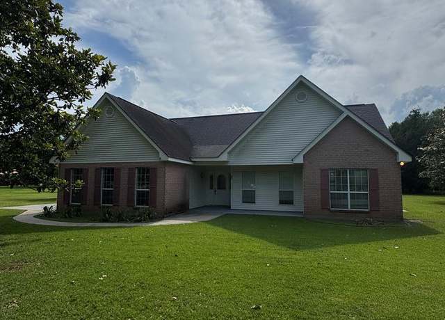 Property at 87 Cassaday, Carriere, MS 39426, 3 beds, 2 baths
