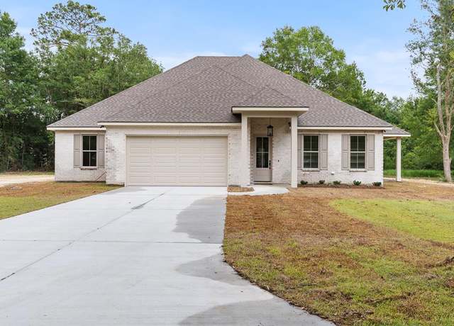 Property at 5001 Holly Hills Dr, Picayune, MS 39466, 3 beds, 2.5 baths