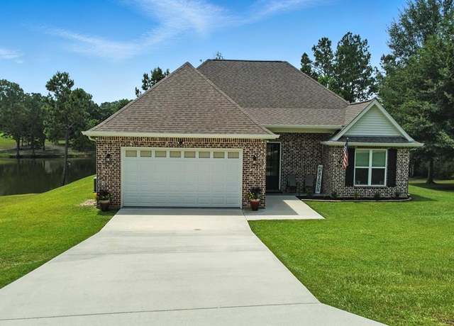Property at 12 Forrest View Dr, Carriere, MS 39426, 3 beds, 2 baths