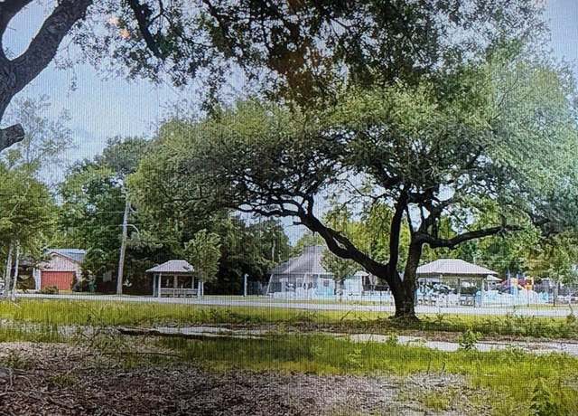 Property at 7314 Ahi Dr, Diamondhead, MS 39525