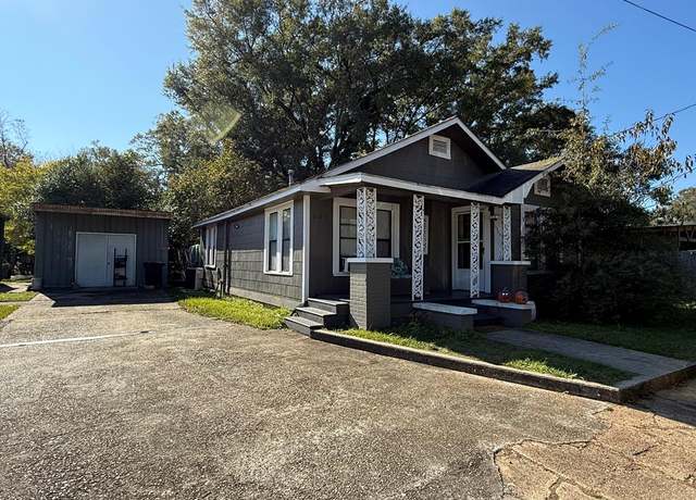 Property at 105 W Larkin Smith Rd, Poplarville, MS 39470, 3 beds, 1 bath