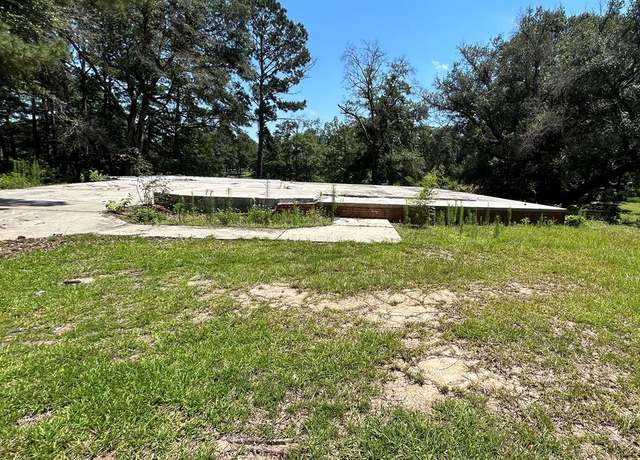 Property at 18 Pocahontas Ln, Carriere, MS 39426