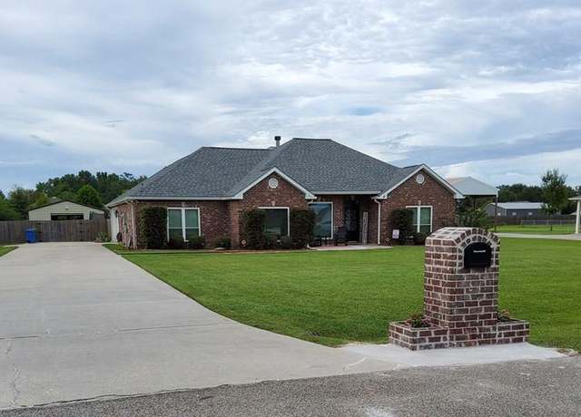 Property at 92 Najavo, Picayune, MS 39466, 4 beds, 2 baths
