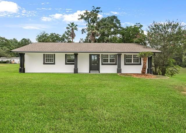 Property at 939 Old Wiggins Hwy, Poplarville, MS 39470, 4 beds, 2 baths