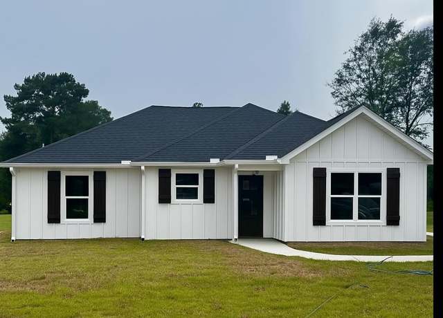 Property at 81 Jamie Rd, Carriere, MS 39426, 3 beds, 2 baths