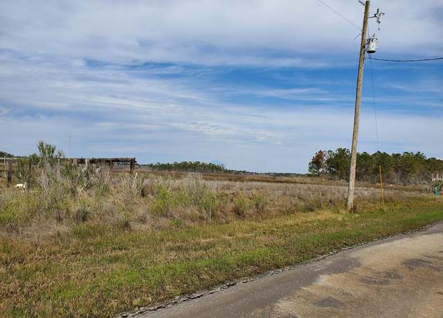 Property at 9022 St Ann Dr, Bay St Louis, MS 39520