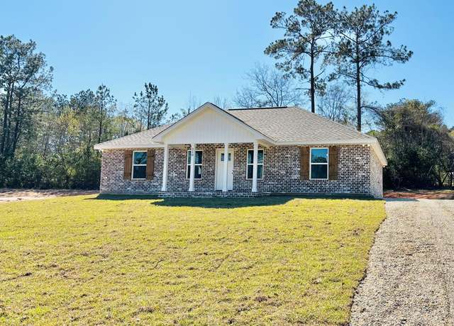 Property at 92 Matthews Rd, Carriere, MS 39426, 3 beds, 2 baths