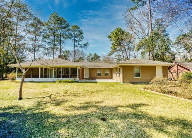 Property at 127 Ridgeview Dr, Carriere, MS 39426, 3 beds, 2 baths