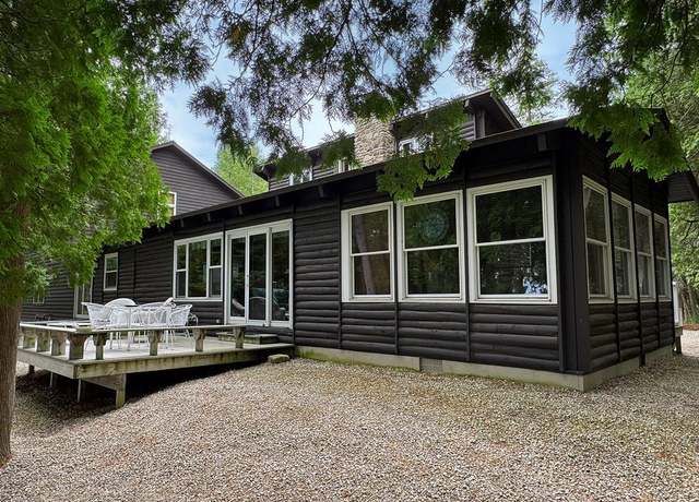 Property at 2306 Green Bay Rd, Washington Island, WI 54246, 3 beds, 2.5 baths