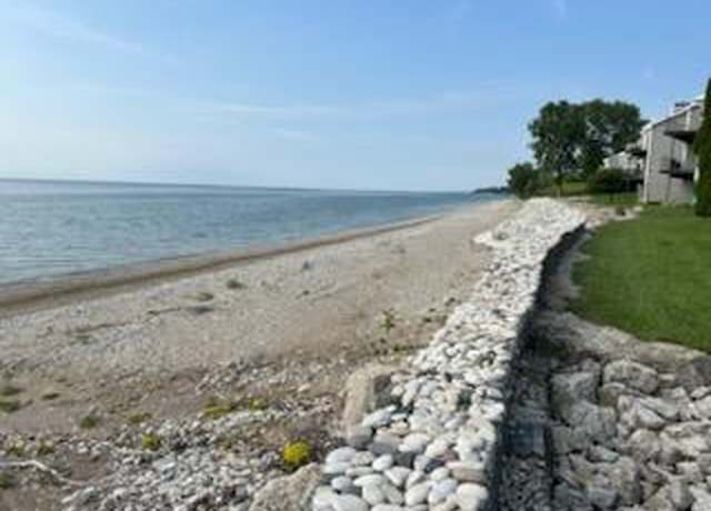 Property at 150 Summit Beach Dr Unit 150E, Algoma, WI 54201, 1 bed, 1 bath