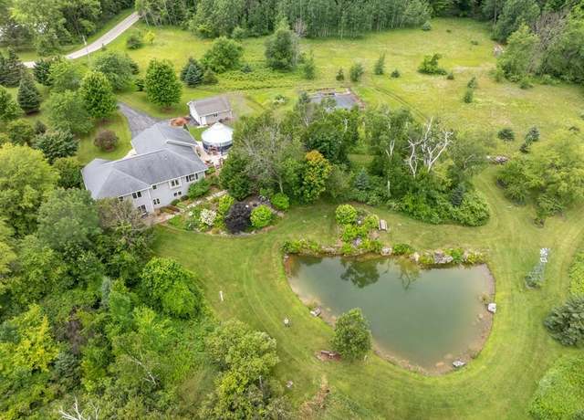 Property at 9250 Lovers Ln, Brussels, WI 54204, 3 beds, 2.5 baths