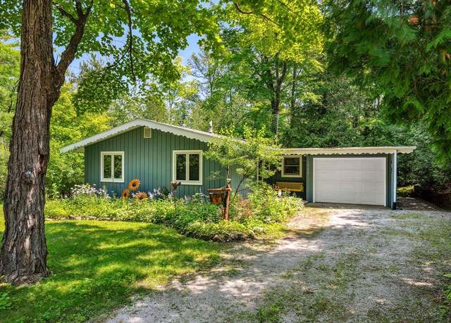 Property at 10630 Claflin Ln, Sister Bay, WI 54234, 2 beds, 1 bath
