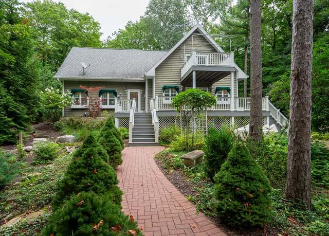 Property at 5902 Bluff Ledge Rd, Sturgeon Bay, WI 54235, 3 beds, 3 baths