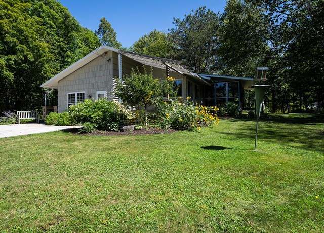 Property at 2894 County Rd Q, Ephraim, WI 54211, 2 beds, 2 baths