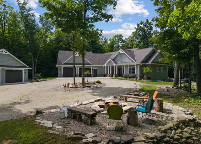 Property at 6117 Governors Woods Trl, Egg Harbor, WI 54209, 3 beds, 3 baths