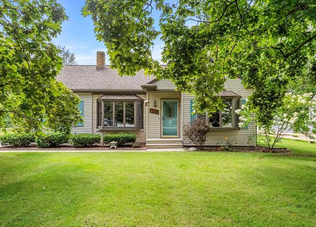 Property at 371 S Forestville Ave, Forestville, WI 54213, 4 beds, 1.5 baths