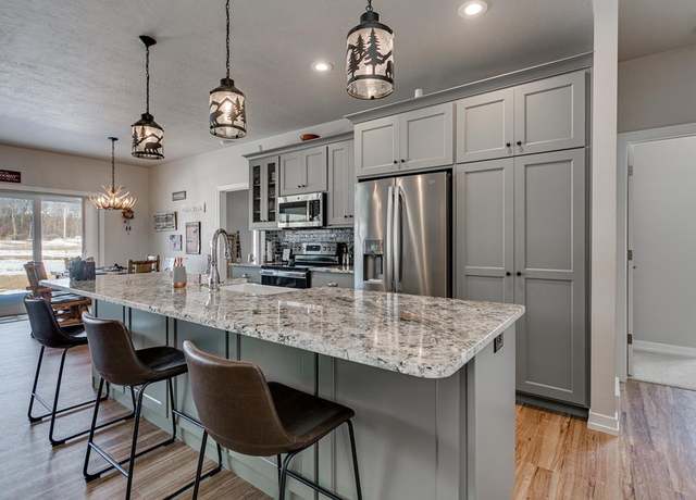 Property at 8003 Oakmont Way #410, Egg Harbor, WI 54209, 2 beds, 2 baths