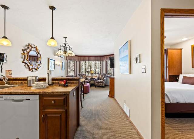 Property at 4920 Landmark Cir #2206, Egg Harbor, WI 54209, 1 bed, 1 bath