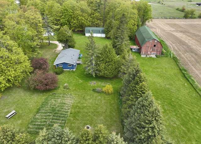 Property at 11790 Lakeview Rd, Ellison Bay, WI 54210, 2 beds, 1 bath