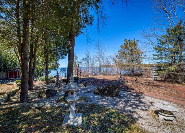 Property at 11973 Bay Ln, Ellison Bay, WI 54210, 3 beds, 2.5 baths