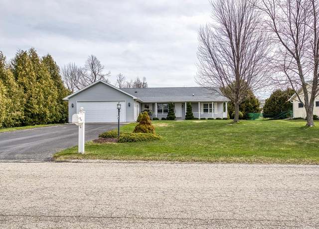 Property at 10524 Cherrywood Ct, Sister Bay, WI 54234, 3 beds, 3 baths