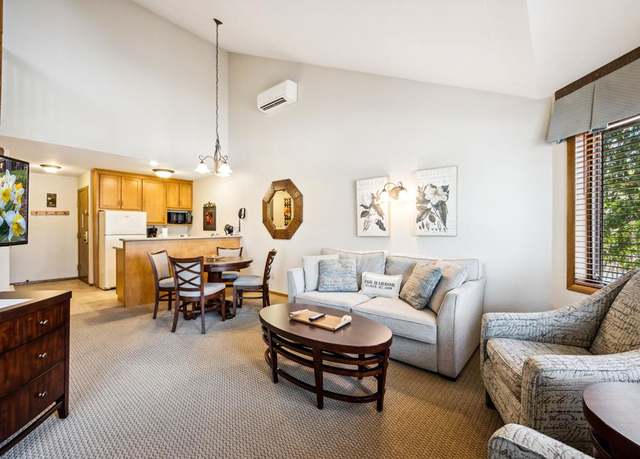 Property at 4955 Landmark Cir #4225, Egg Harbor, WI 54209, 2 beds, 2 baths