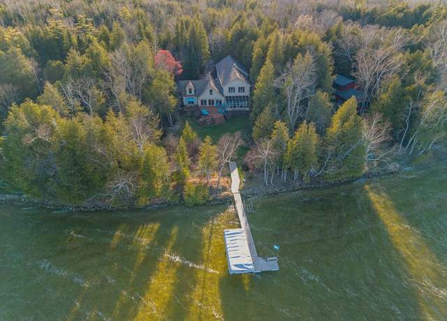 Property at 5282 W Shore Dr, Sturgeon Bay, WI 54235, 4 beds, 4.5 baths